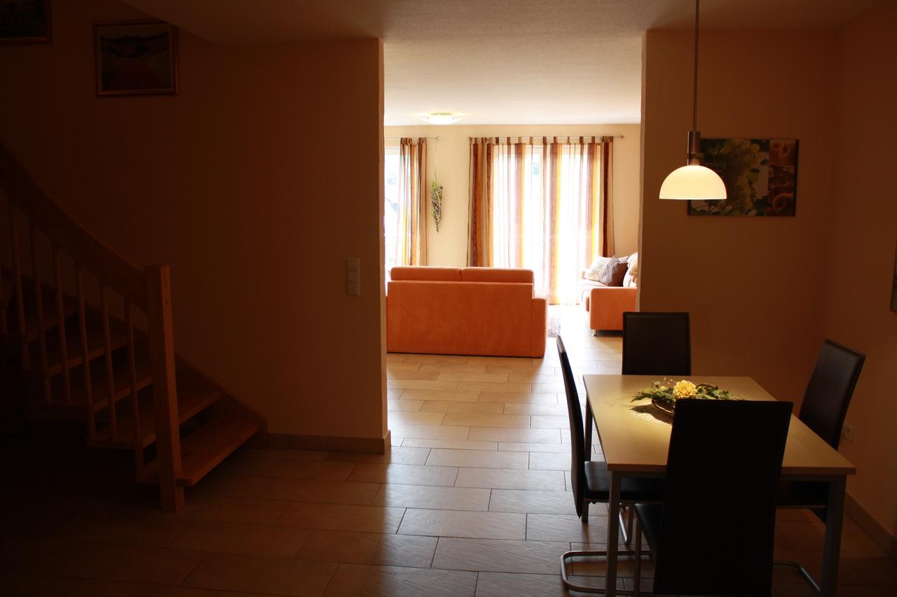 Ferienhaus Trimmisch Ediger-Eller Exteriör bild